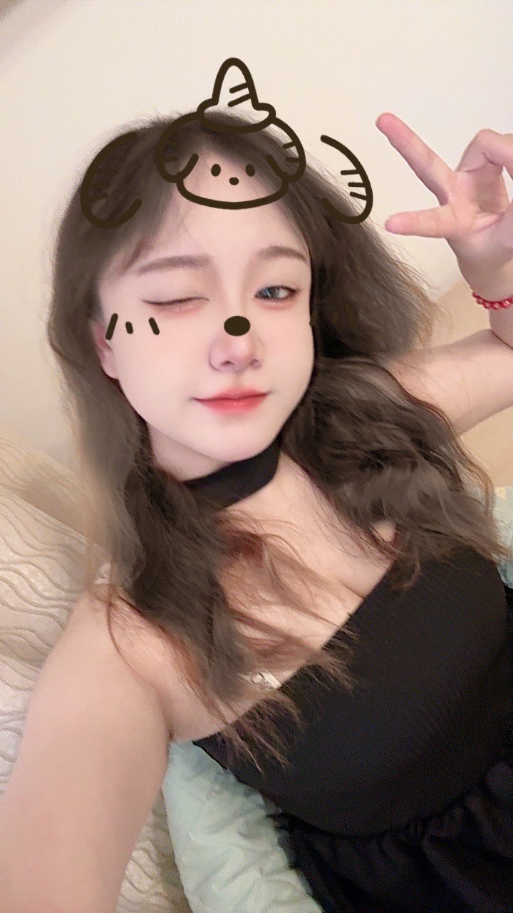 可爱乖巧，人见人爱的小可