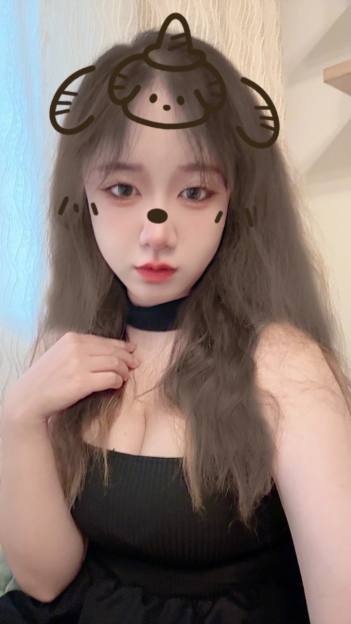 可爱乖巧，人见人爱的小可