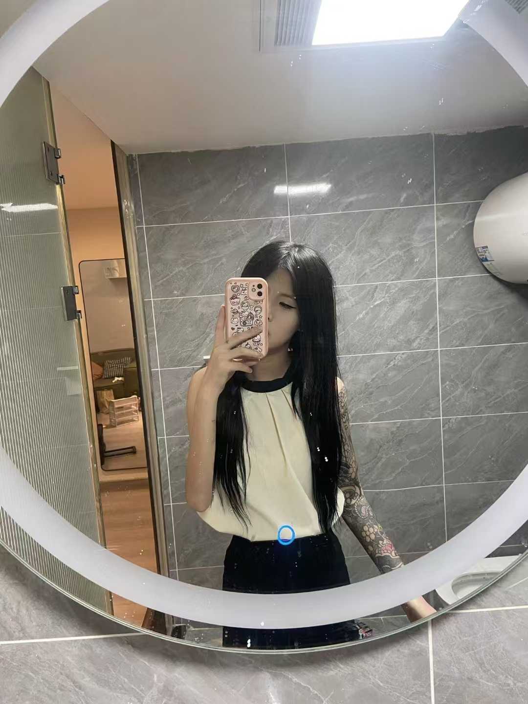 *桥纹身妹妹，提前预约