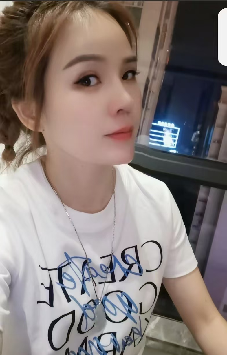 观山湖大白腿川妹宝宝