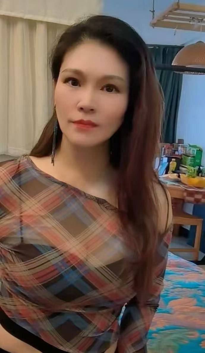 海珠区轻熟女金葵花