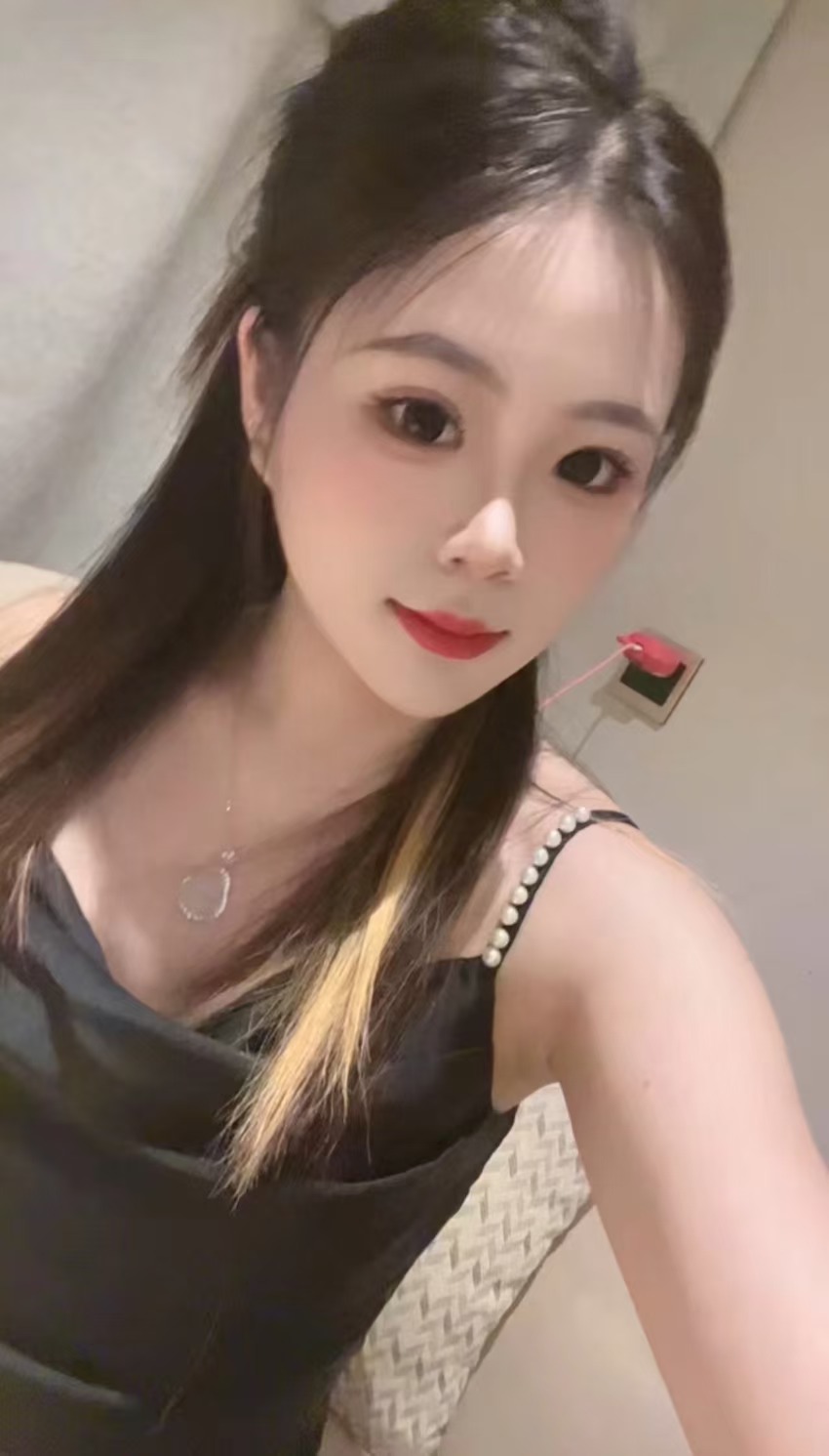 天心区白皙多汁嫩妹