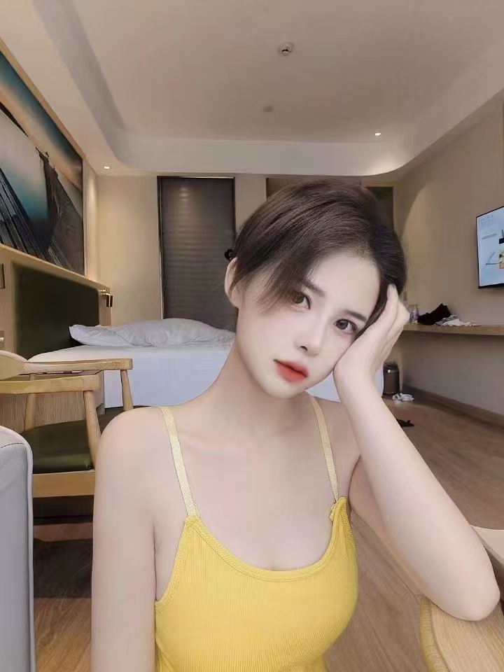 上城区迷人大白兔小少妇