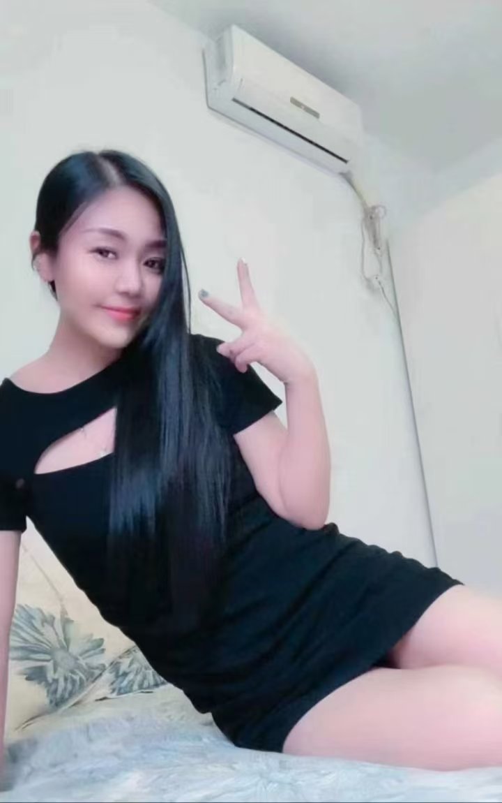 西乡塘惹火长腿小少妇