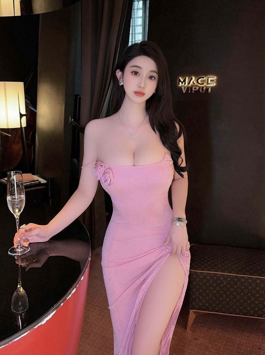 少妇贞萍气质型