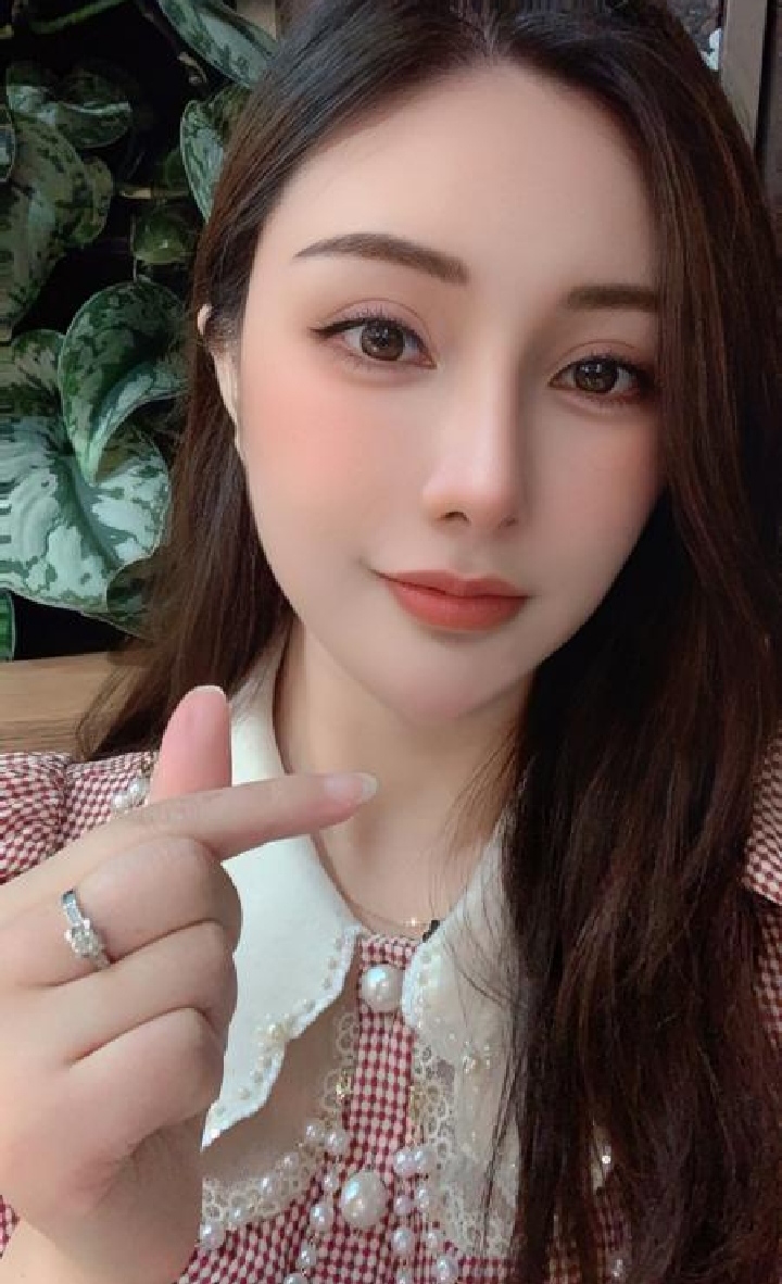 普陀情趣服务辣妹selina