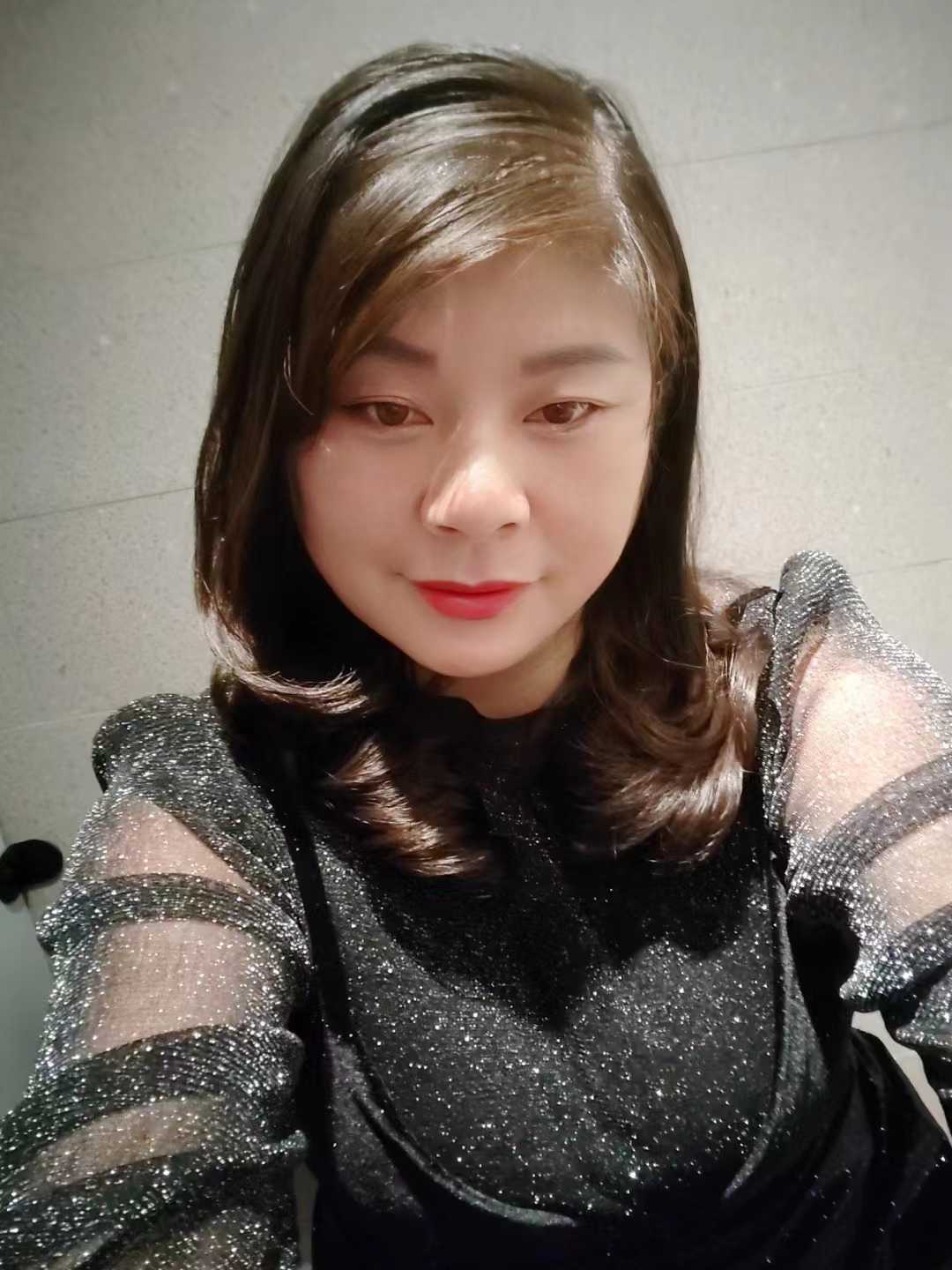 盐都区丰满人妻