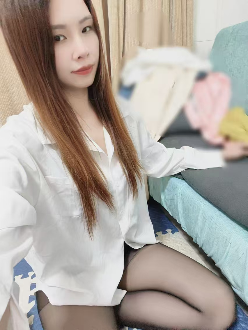 西乡丝袜美腿热辣小雅