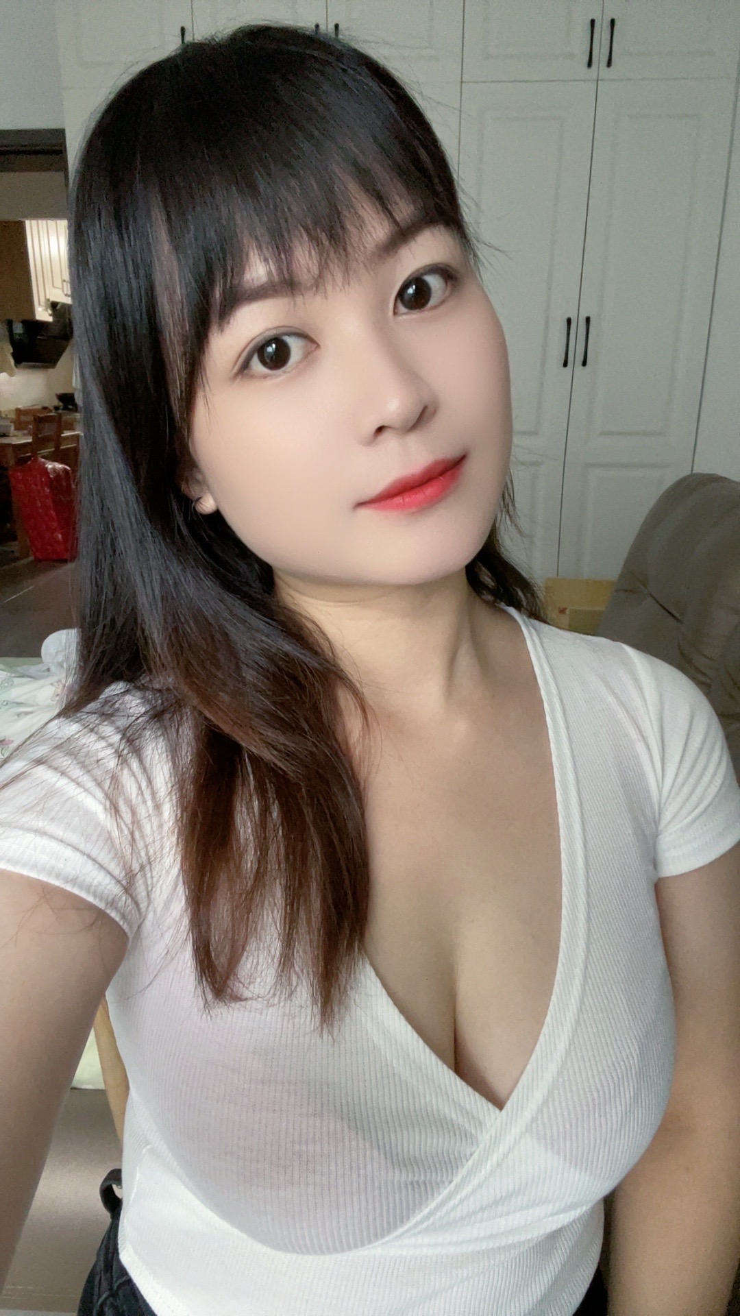 秦淮大胸妹婷婷