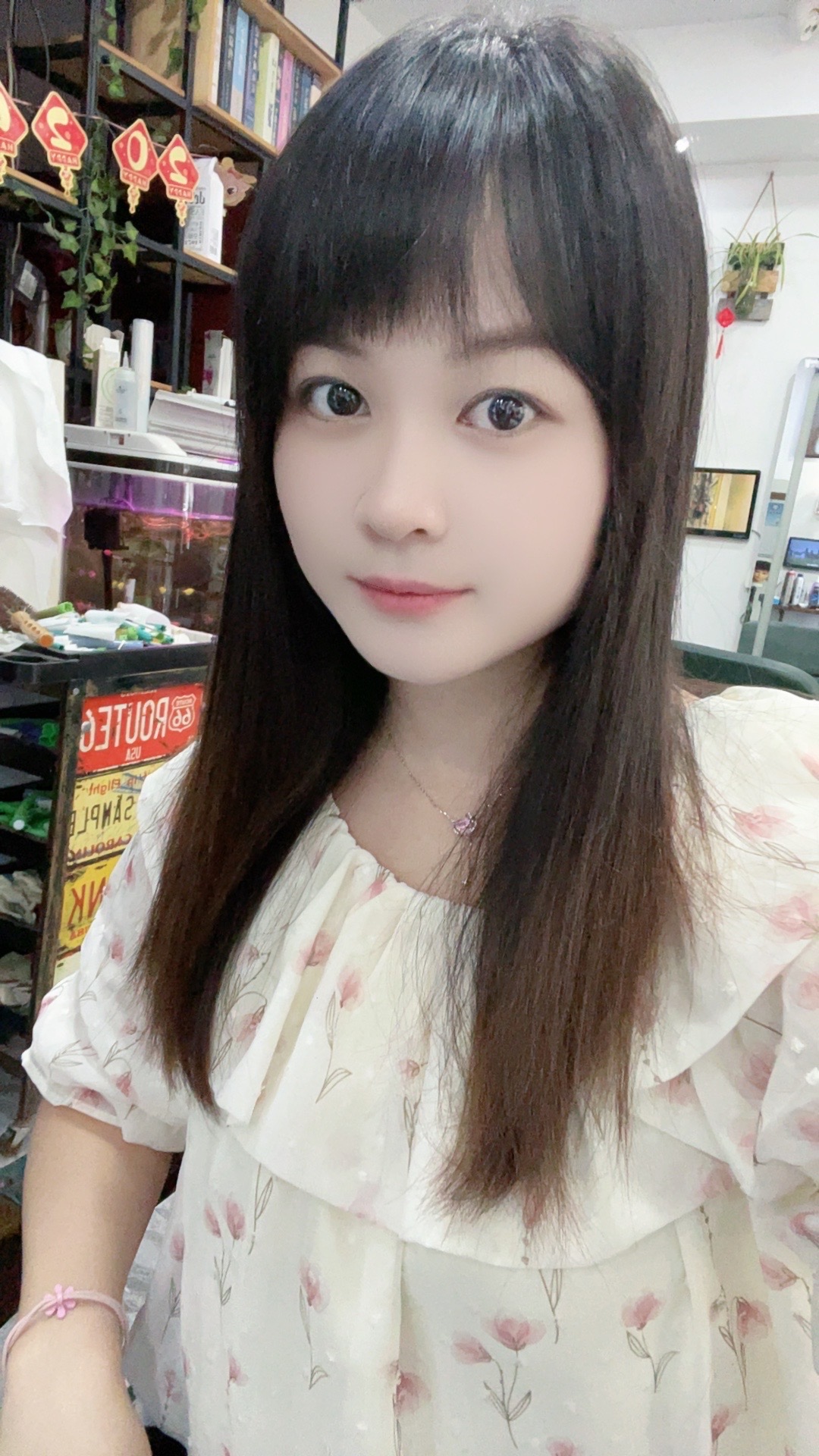 秦淮大胸妹婷婷