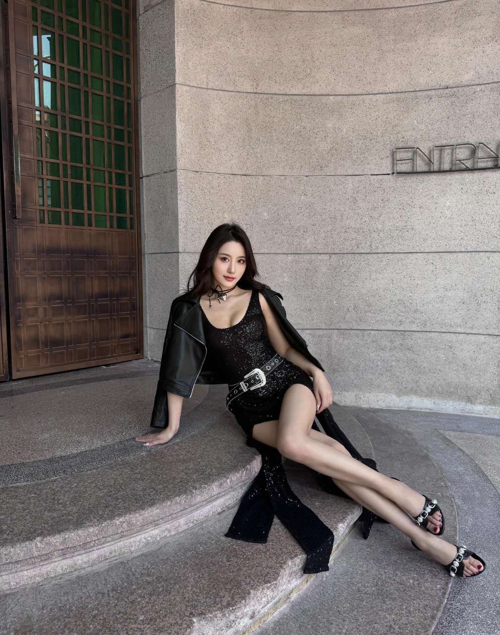 高端气质御姐小讯