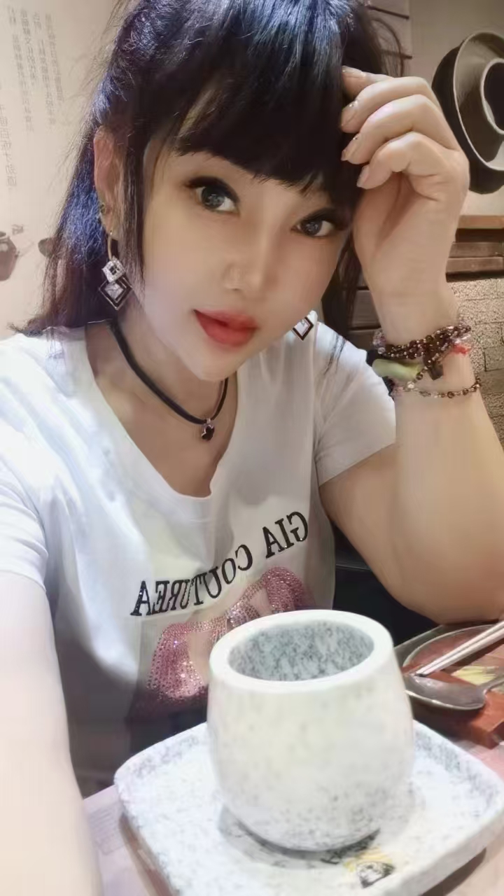 通州村里少妇姐姐胸大屁股翘