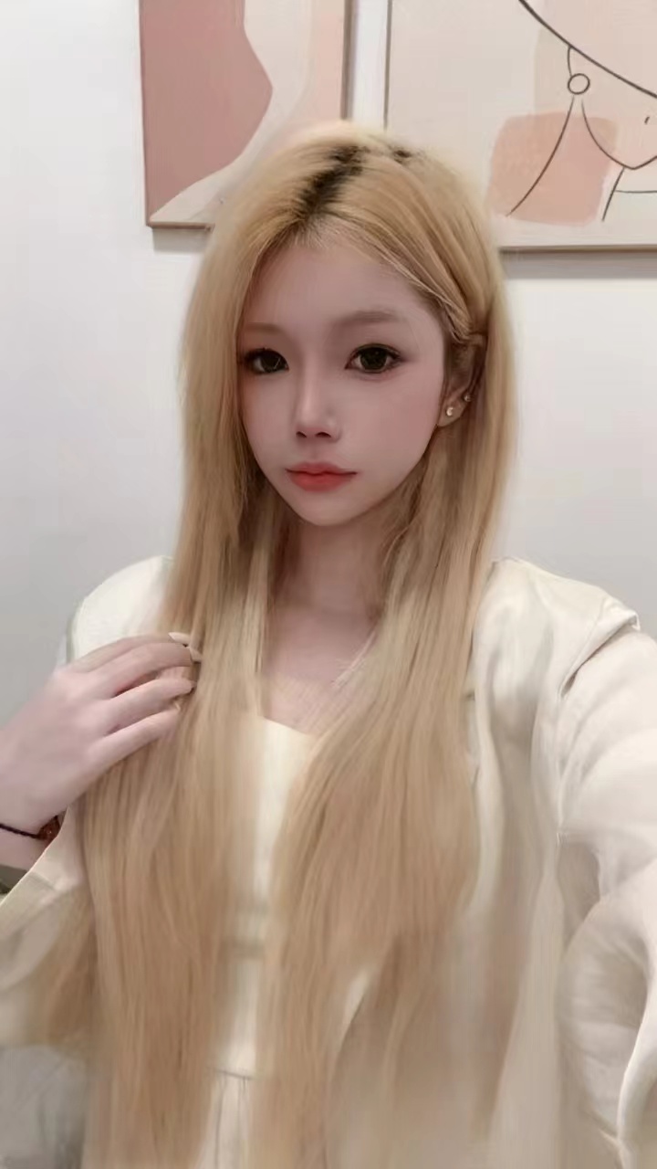 龙岗白嫩大长腿美妞小雅