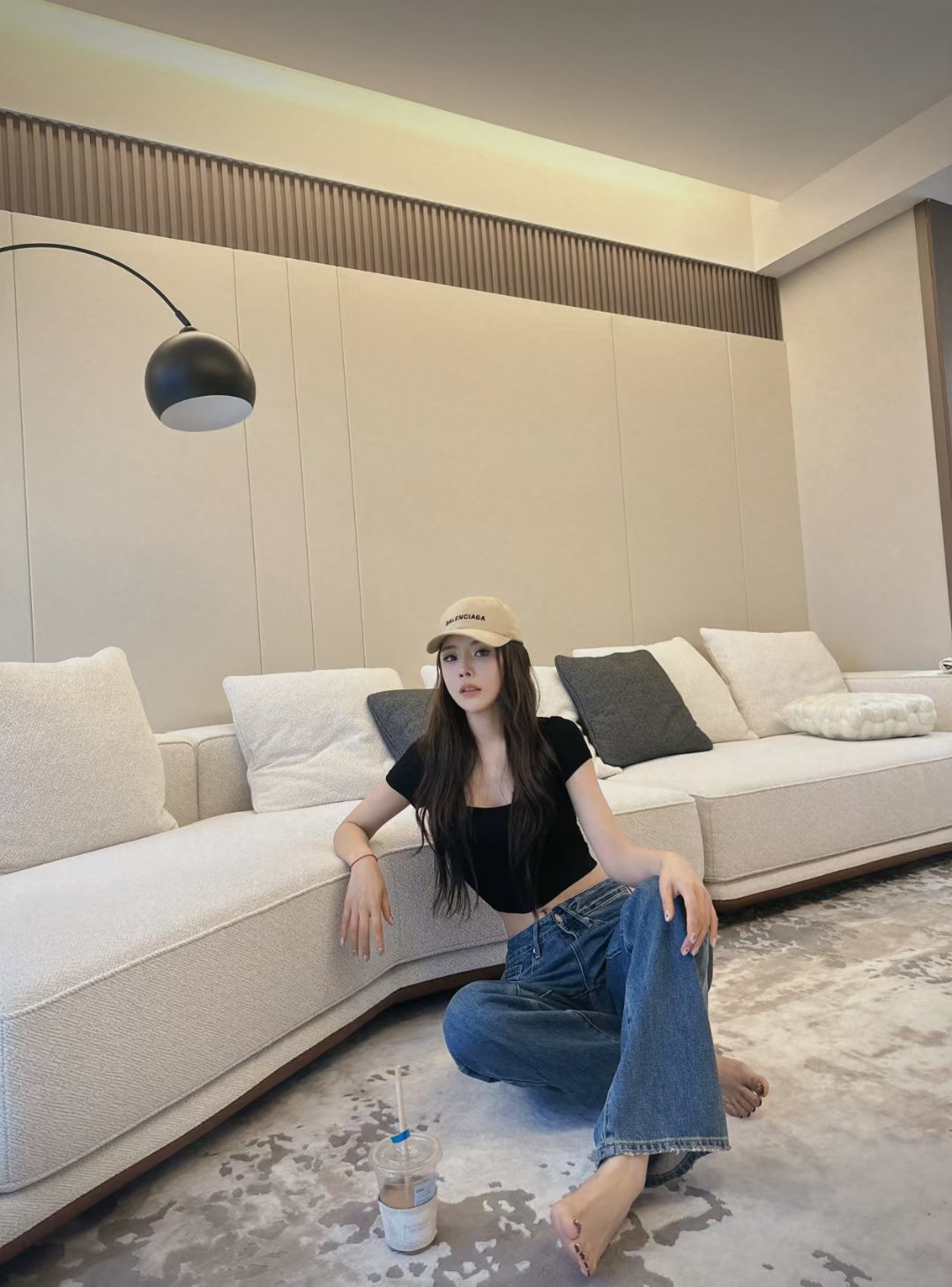 裸足172大长腿小橙子