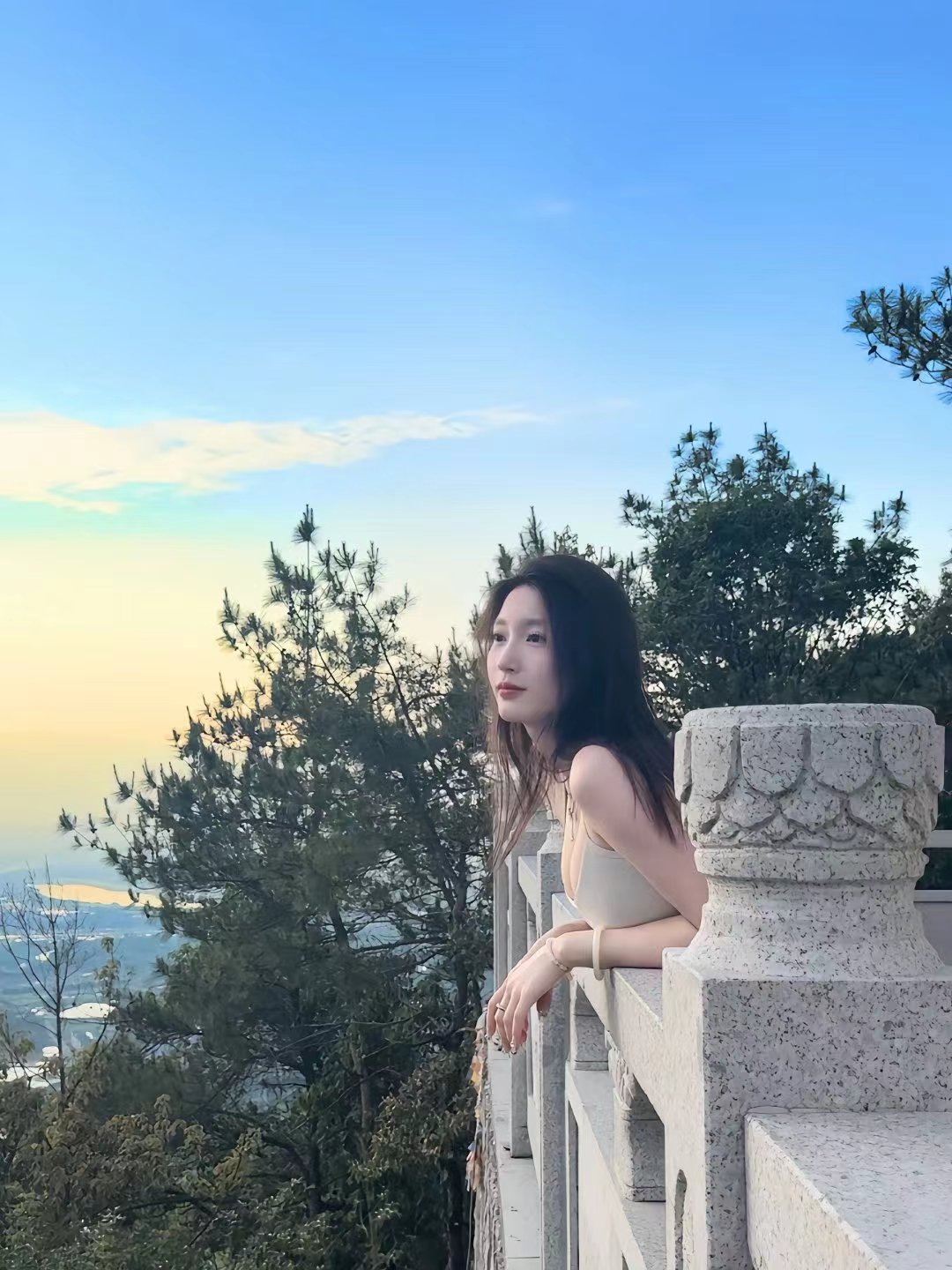 楚天府白嫩乖巧甜妹丹妮