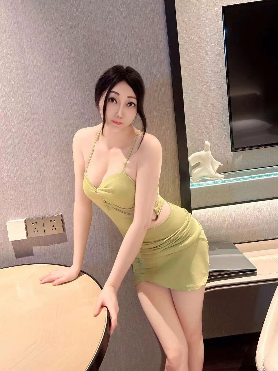 普陀区长腿辣妹滢滢