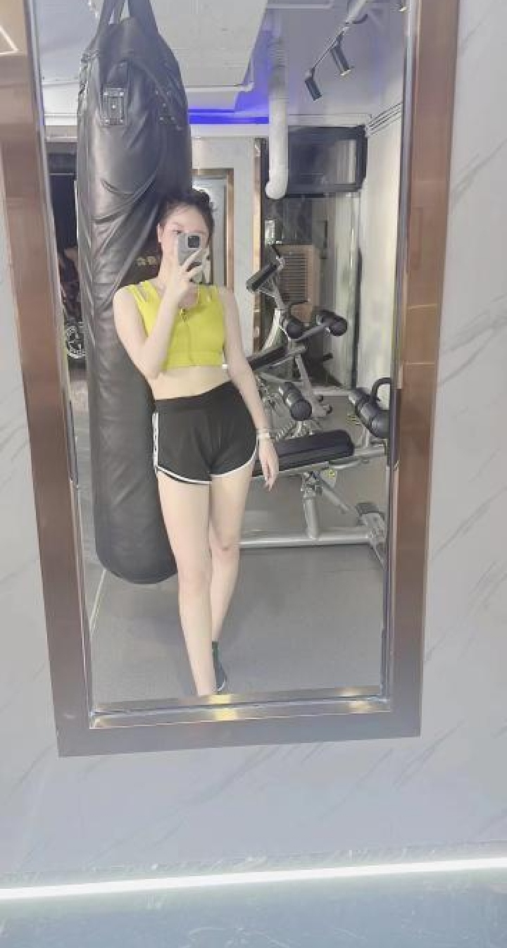 健身肉欲美女可晴