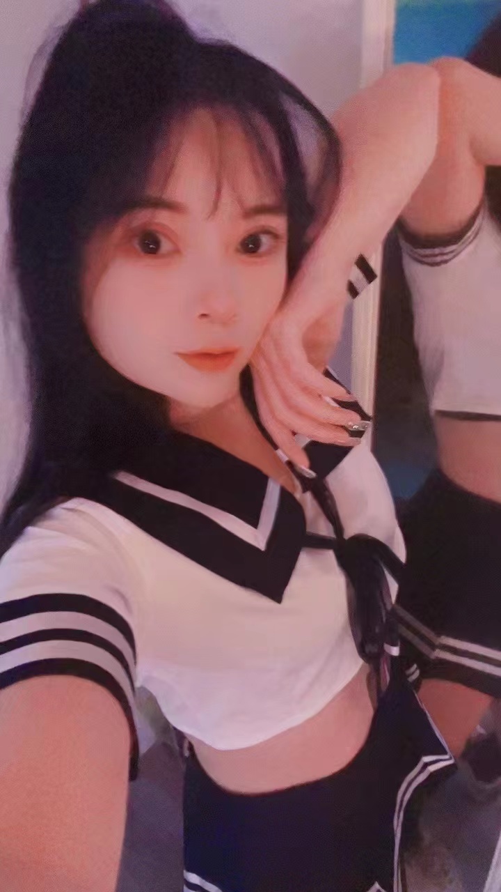 惠城制服川妹子雨欣