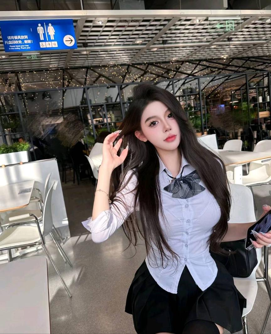 闵行宝龙模特米米