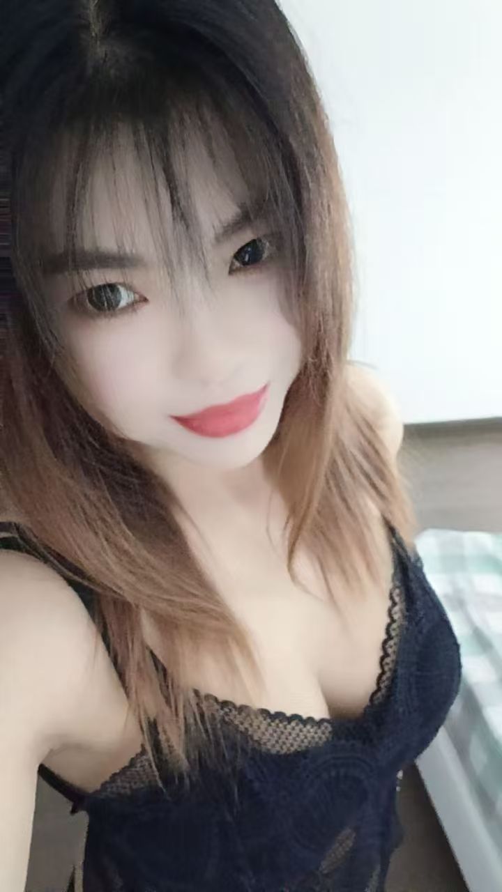 东平白嫩情欲小趴菜