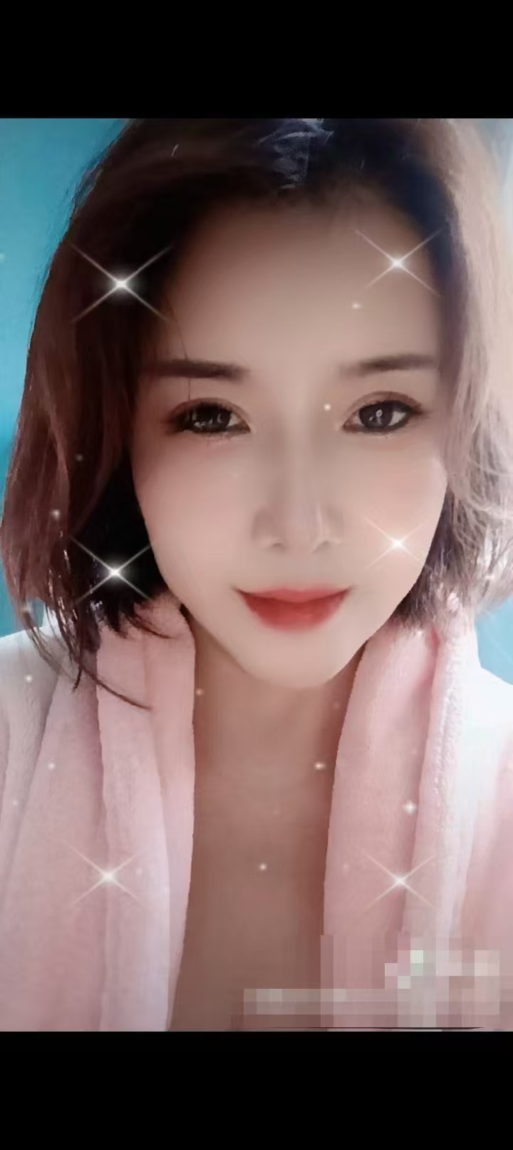 东丽美艳短发少妇小幸运