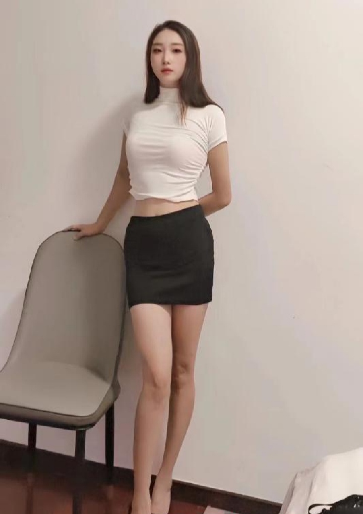 石牌桥勾人美腿雪儿