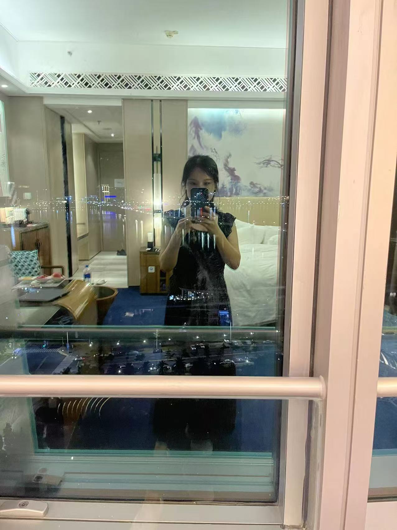 灵芝温柔服务系小姐姐米儿