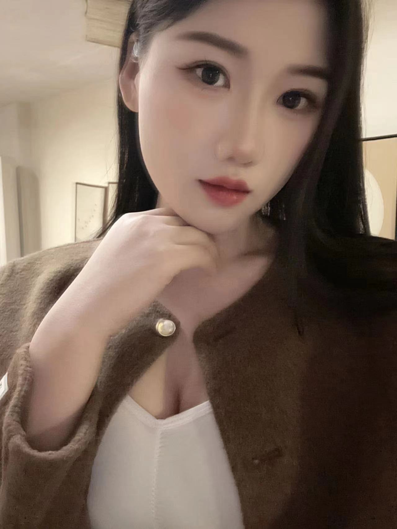 轻熟风感性大美妞