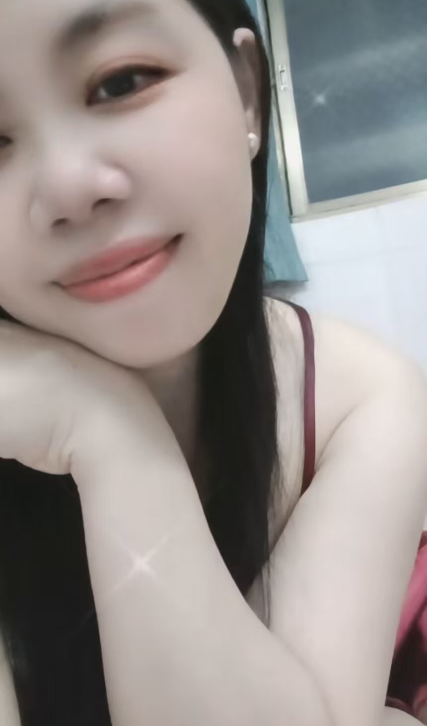 大石风情妩媚熟女阿梅