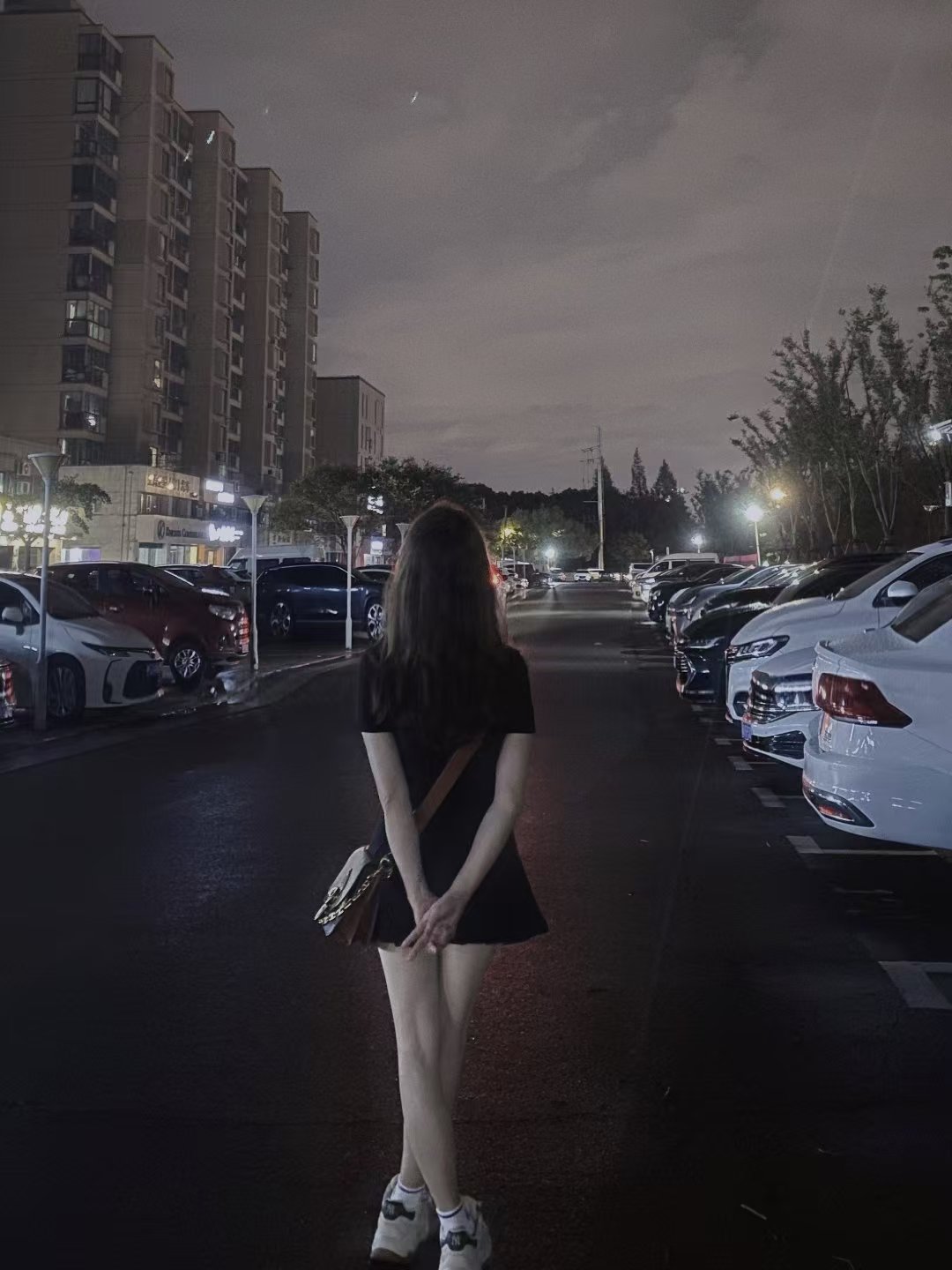 闵行美胸欲女丫丫