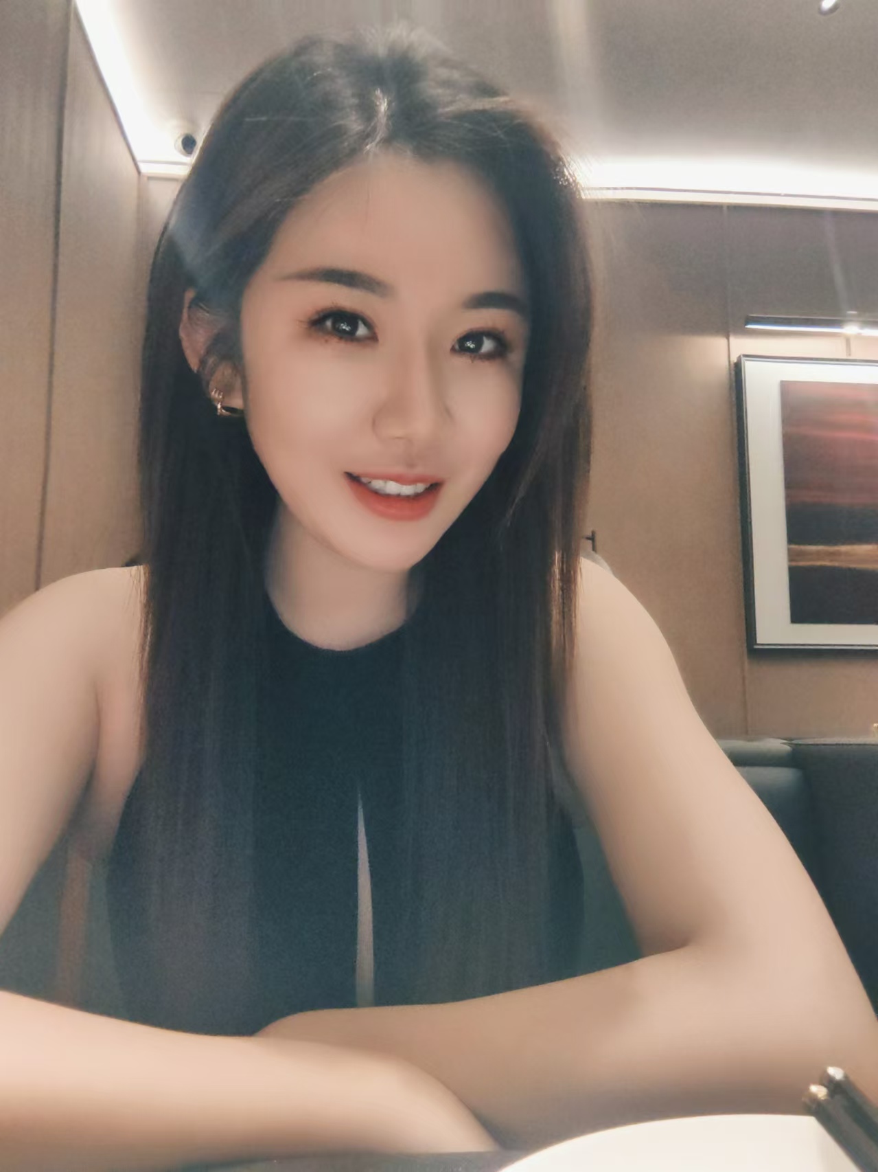 让人欲火焚身的小姐姐