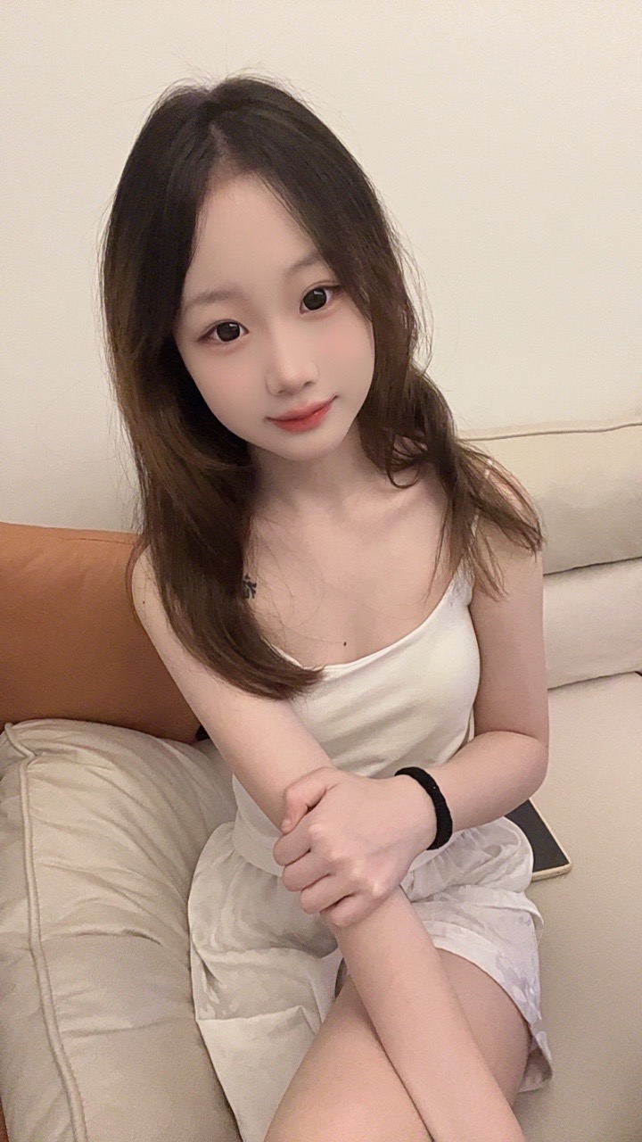 大家好，我是泡泡