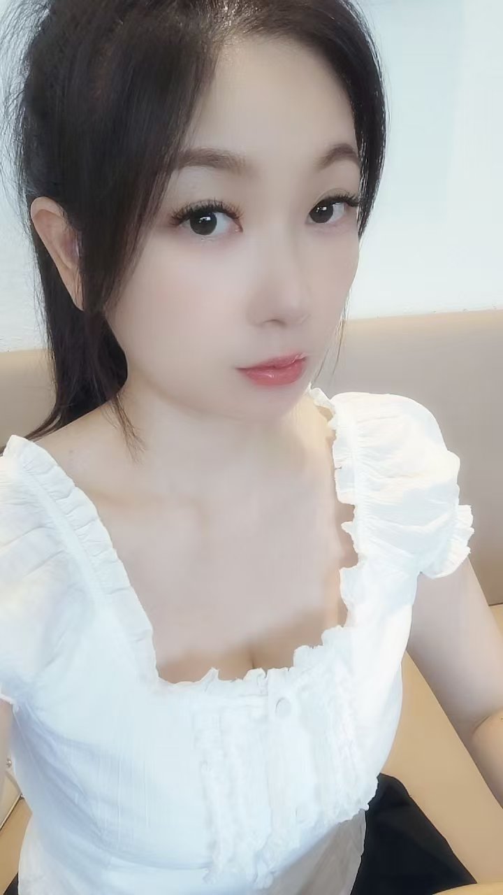 白云美艳辣妹靓靓