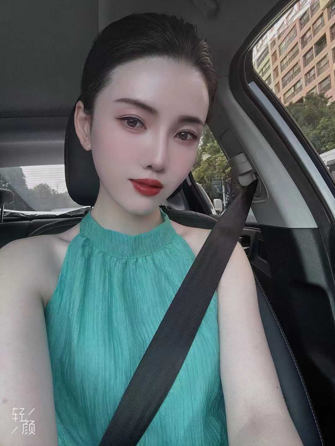 西山气质御姐新疆妞