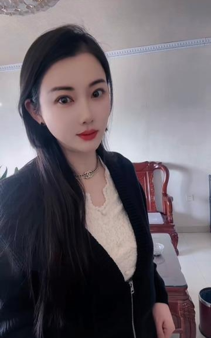 气质御姐范小猫咪