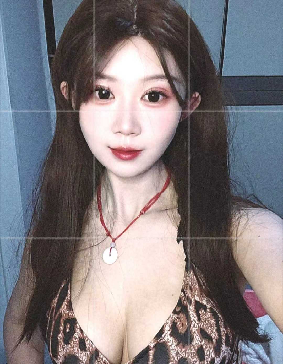 园林路热辣小猫咪