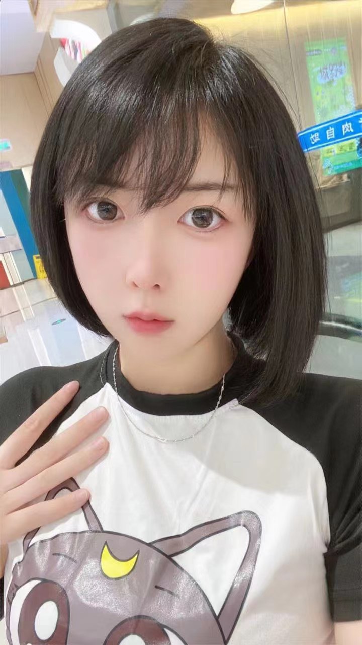 洪山大眼萌妹波妞