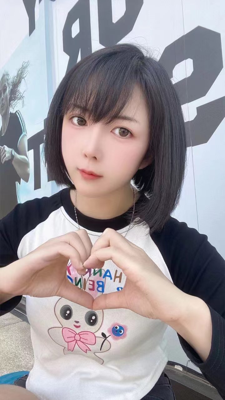 洪山大眼萌妹波妞