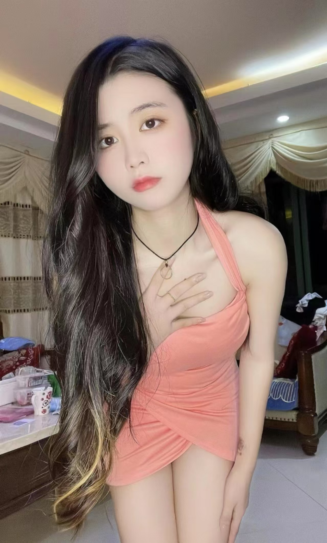 东区风情甜妹小白