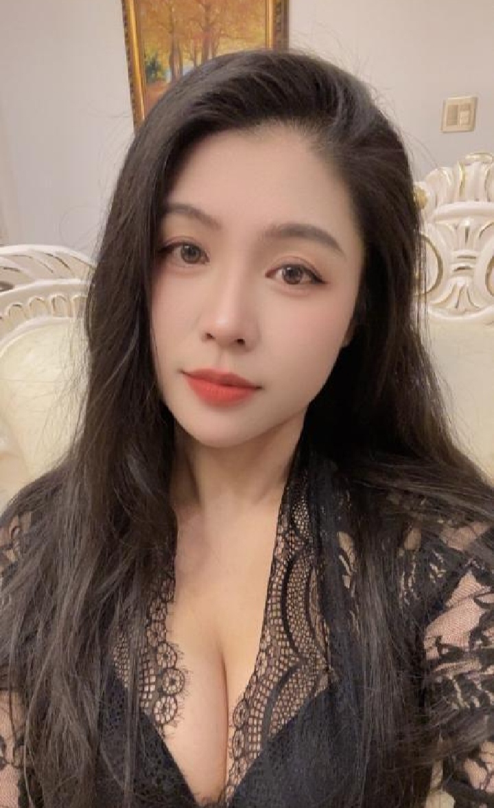 e奶服务系御姐杨洋