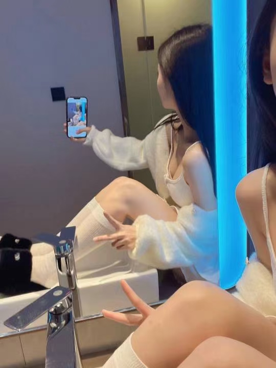 小巧玲珑  配合度高，可爱类型