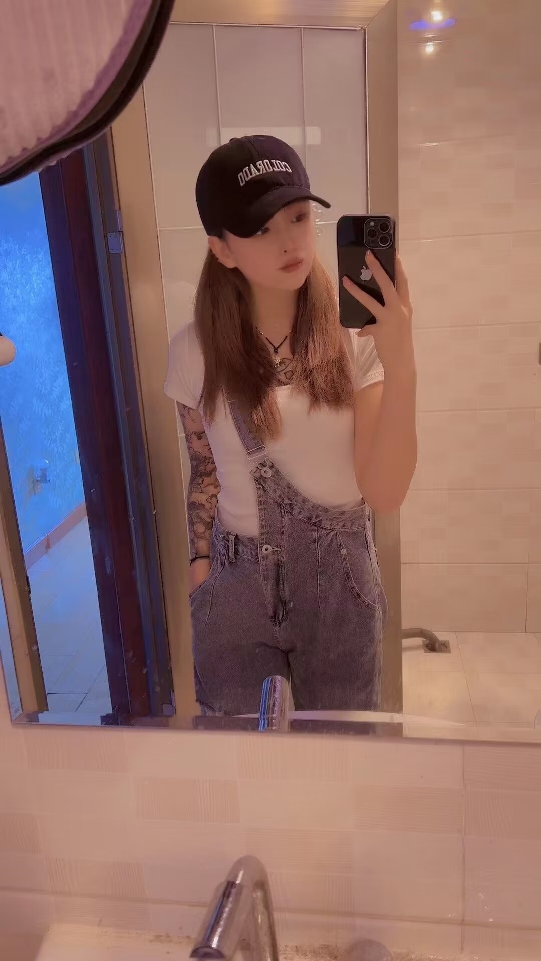 朝阳纹身东北妹子