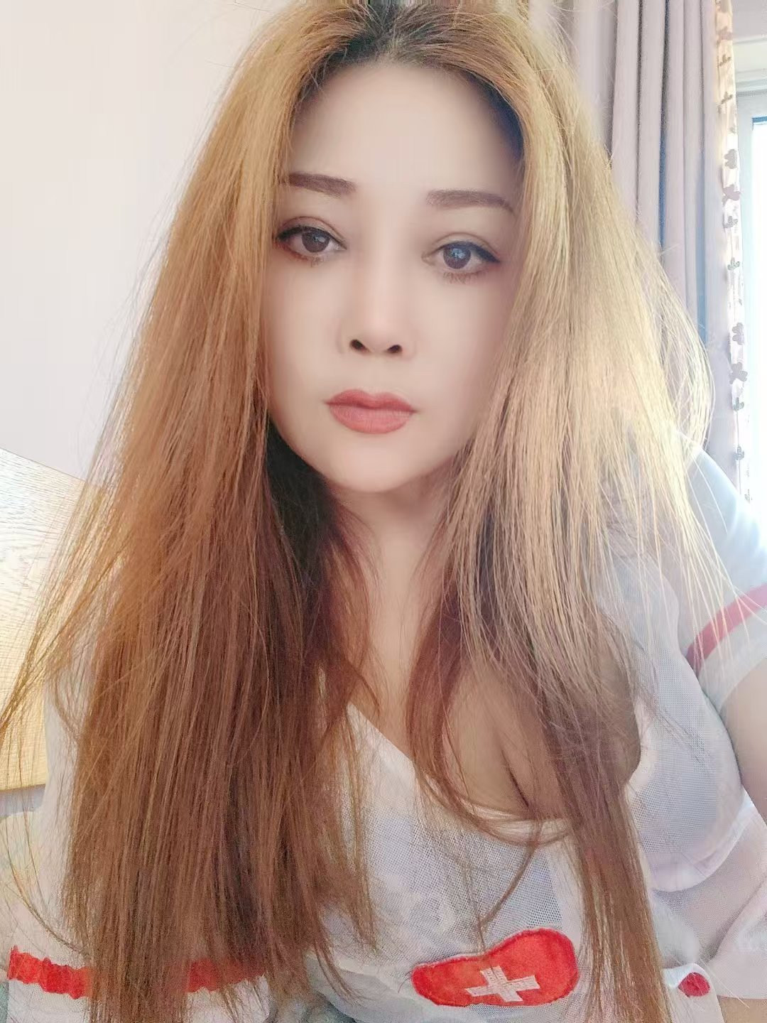 诺德花园惹火少妇佳佳