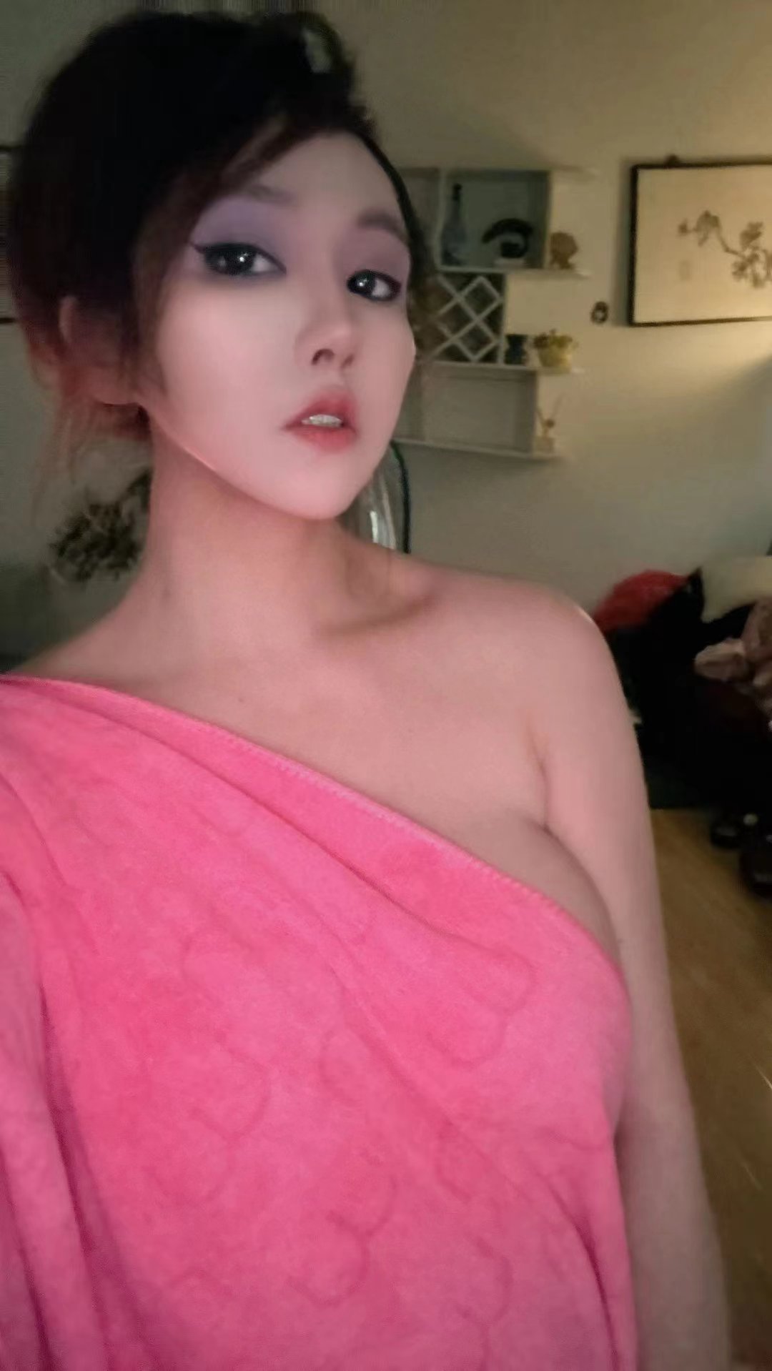 浦kB乳纹身妹可可