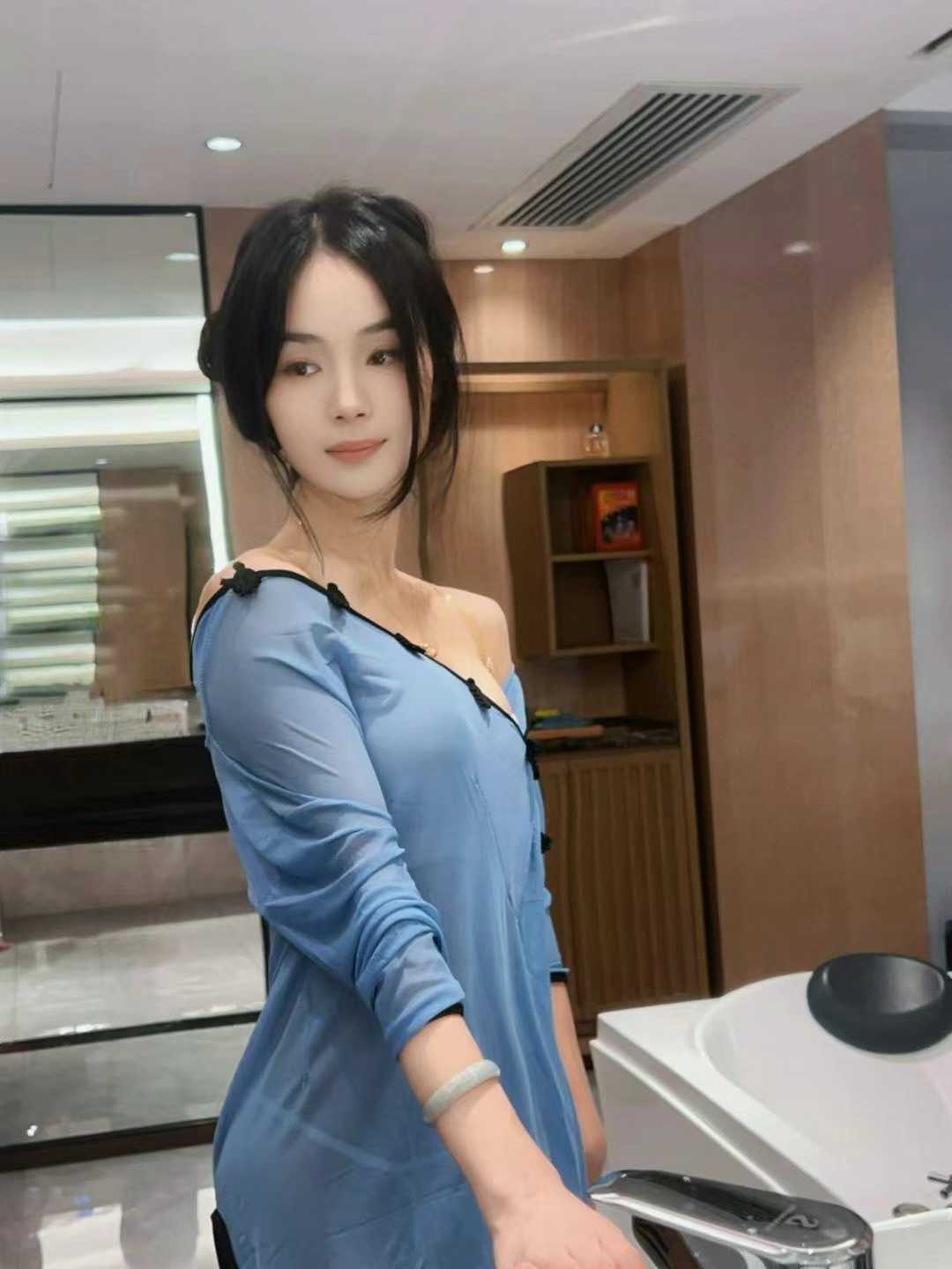 视觉效果拉满，很享受