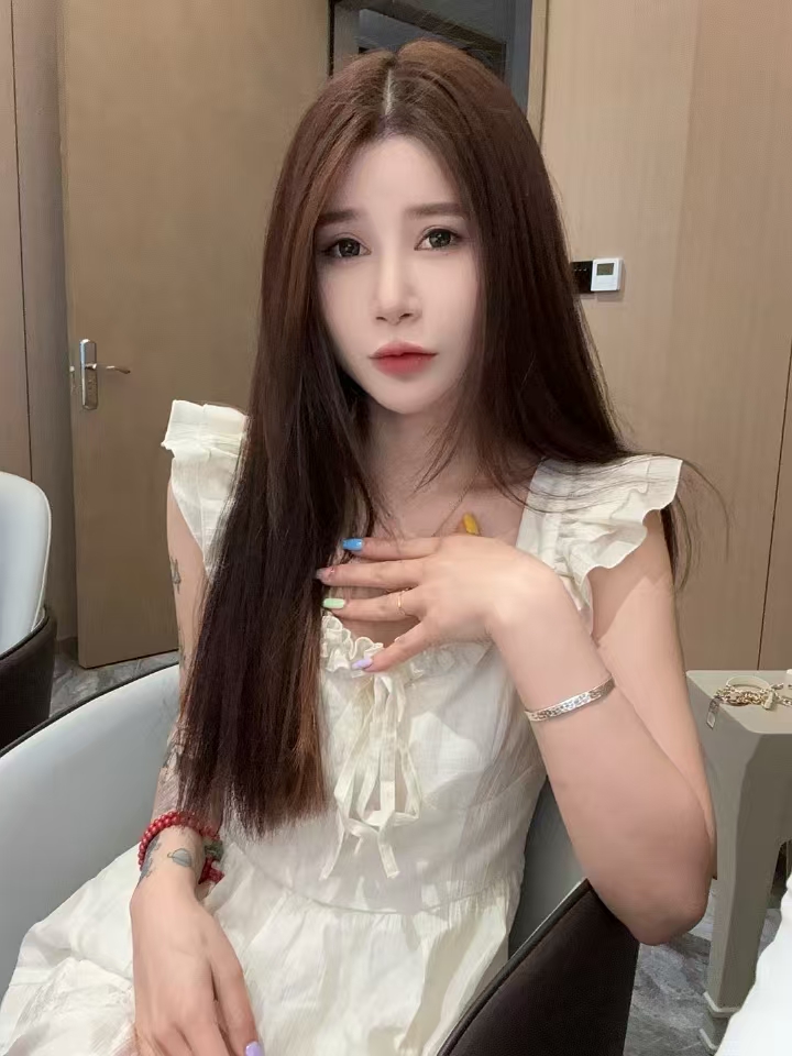 很懂男人的妹妹，完美型身材