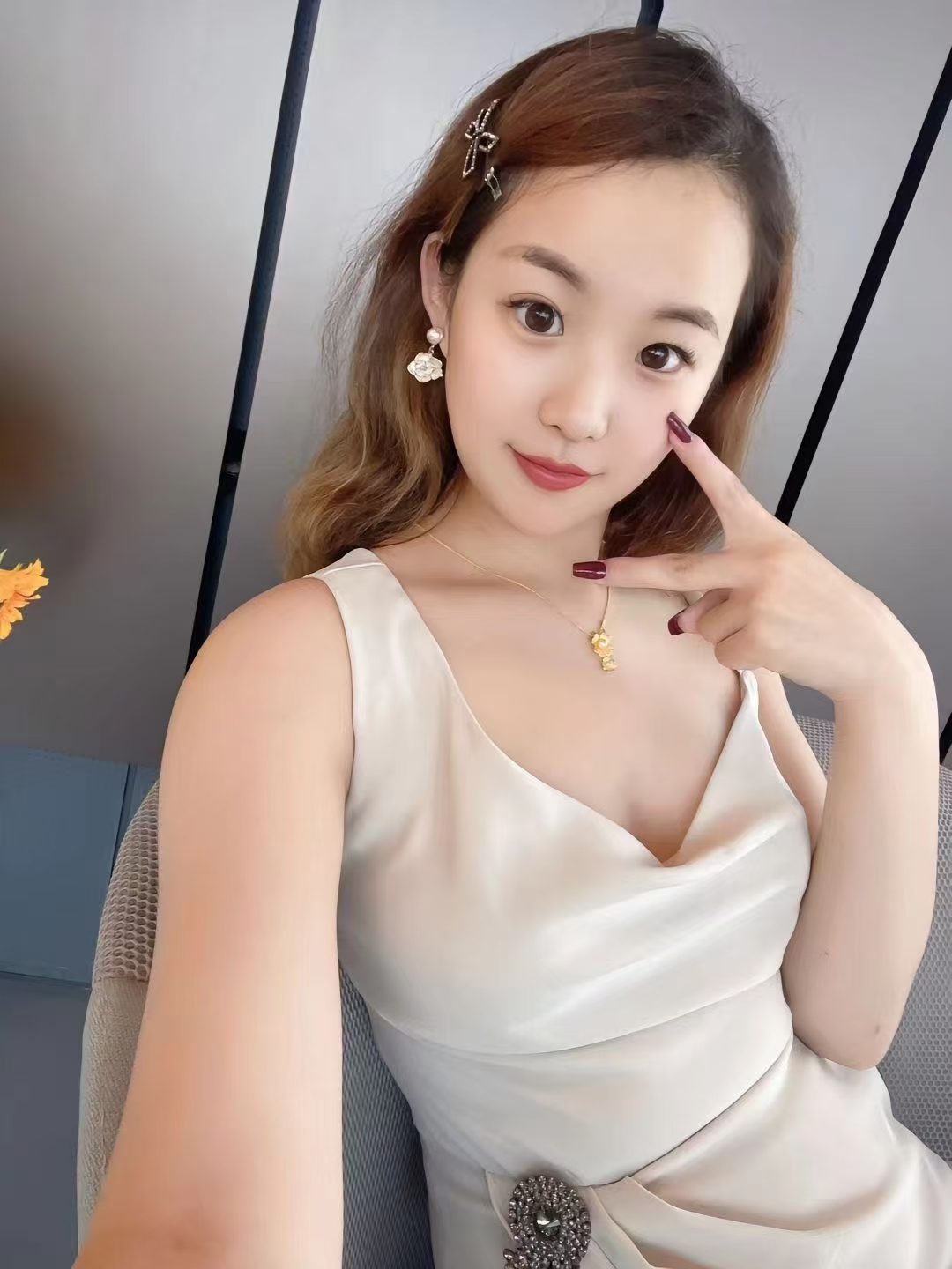 娇媚，气质，邻家少妇的感觉