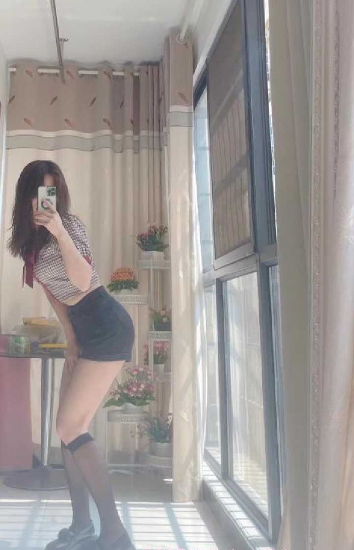 柯桥美腿辣妹希希