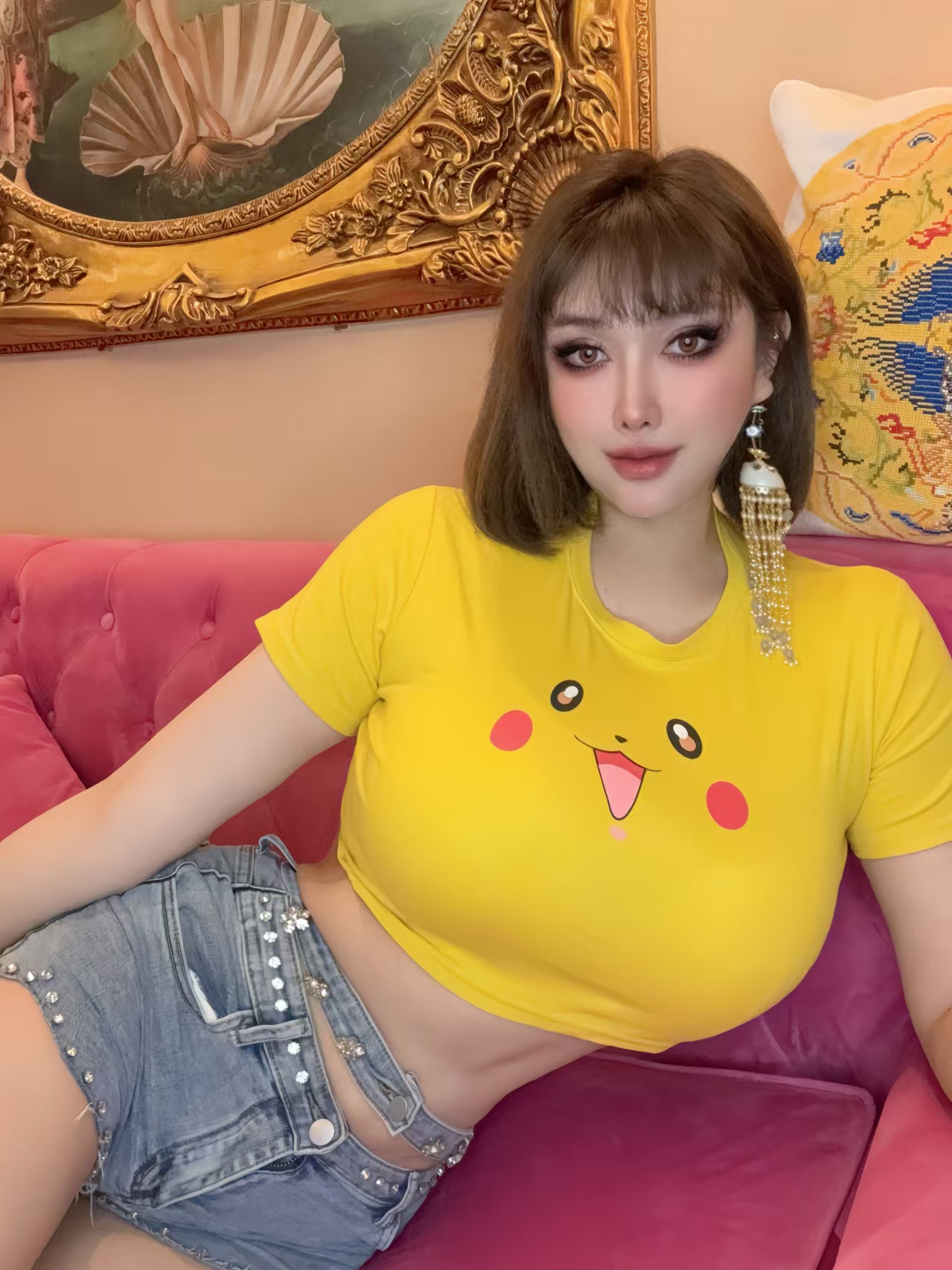 纯天然的两个车灯，爽