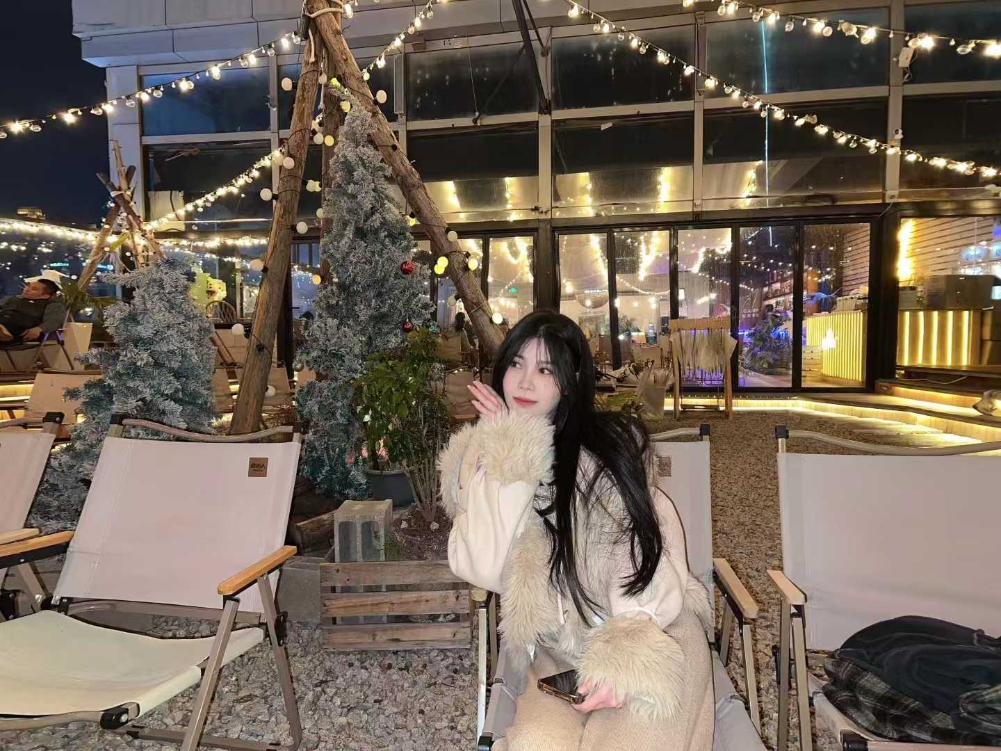 可爱型，很娇小，适合抱起来